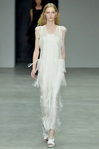 Look 34